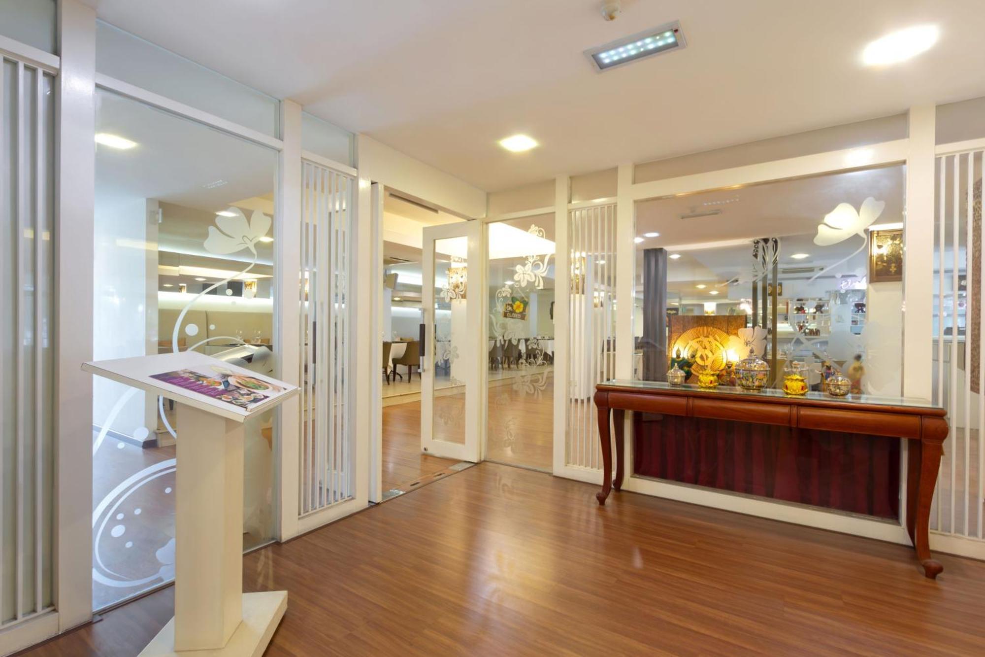 Kings Hotel Melaka Dış mekan fotoğraf